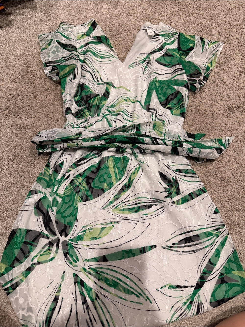 Women’s Green Print V-Neck Dress by WHBM